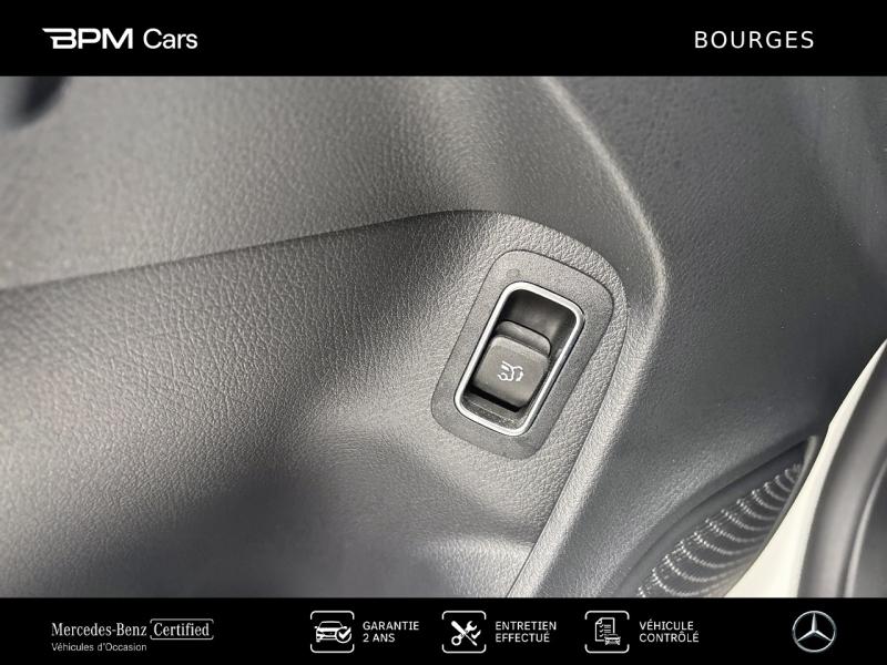 Image MERCEDES-BENZ CLA Shooting Brake 200 d 150ch AMG Line 8G-DCT