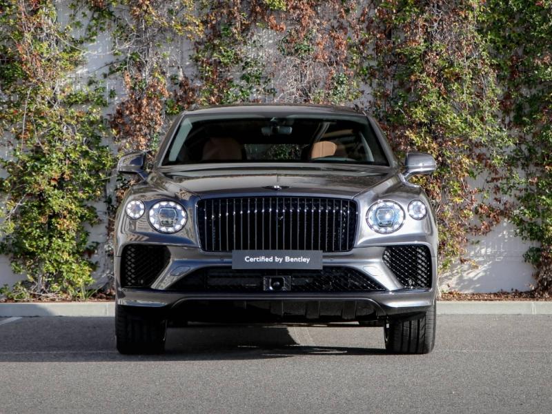 Image BENTLEY BENTAYGA EWB Azure V8 4.0 550ch