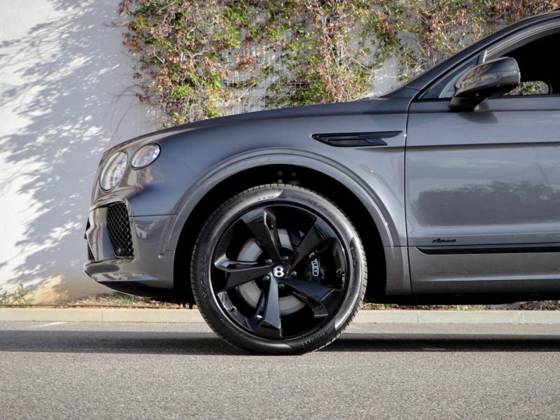 Image BENTLEY BENTAYGA EWB Azure V8 4.0 550ch