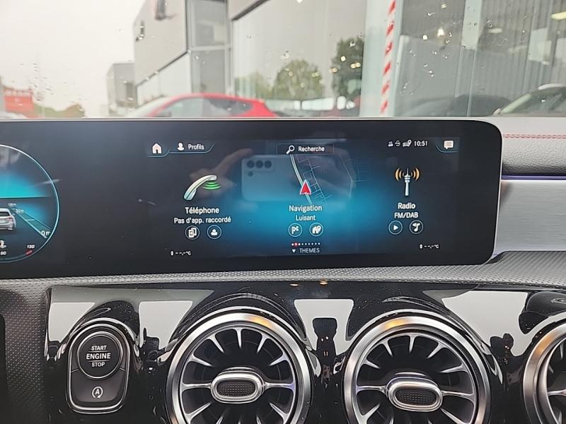 Image MERCEDES-BENZ CLA 200 d 150ch AMG Line 8G-DCT 8cv