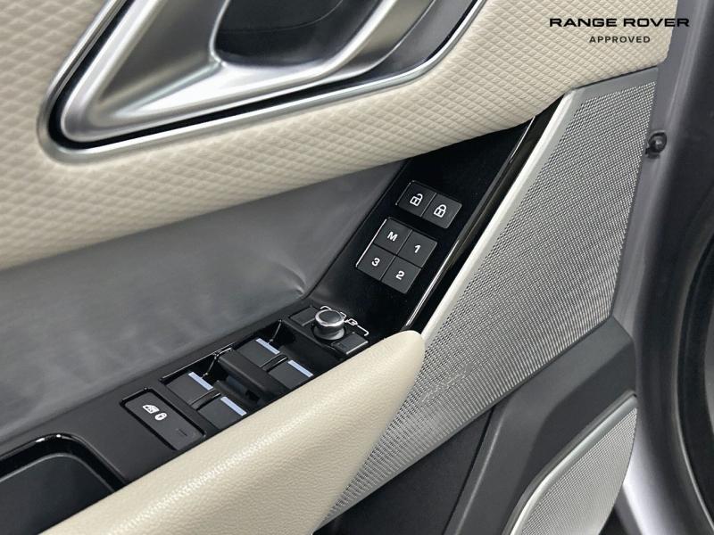 Image LAND-ROVER Range Rover Velar 2.0 P400e 404ch PHEV R-Dynamic Edition AWD BVA AM23