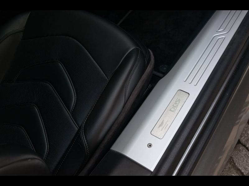 Image ASTON MARTIN DBS Coupé V12 5.2 725ch Superleggera BVA8