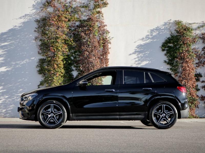 Image MERCEDES-BENZ GLA 200 d 150ch AMG Line 8G-DCT 4Matic