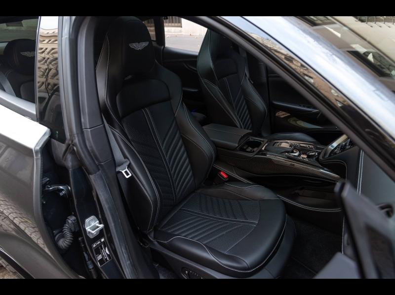 Image ASTON MARTIN DBX 4.0 V8 biturbo 707ch BVA9