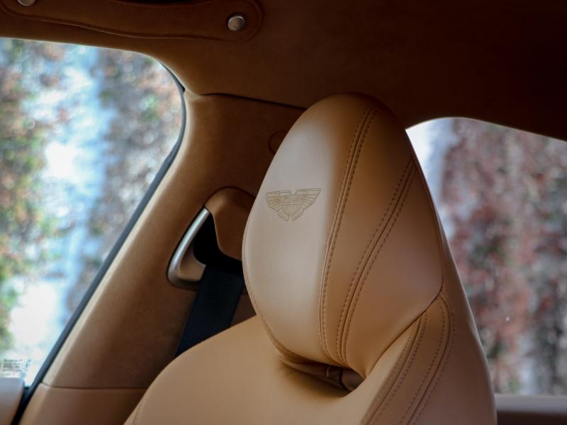 Image ASTON MARTIN DBX 4.0 V8 biturbo 550ch BVA9