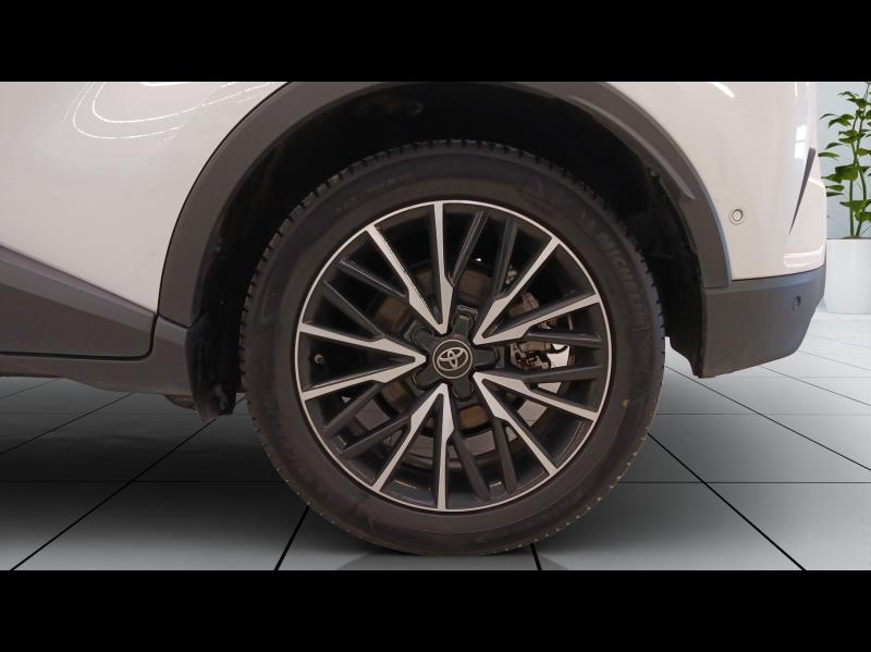 Image TOYOTA C-HR 122h Graphic 2WD E-CVT