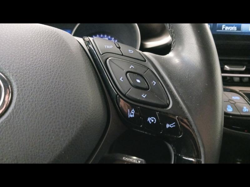 Image TOYOTA C-HR 122h Graphic 2WD E-CVT