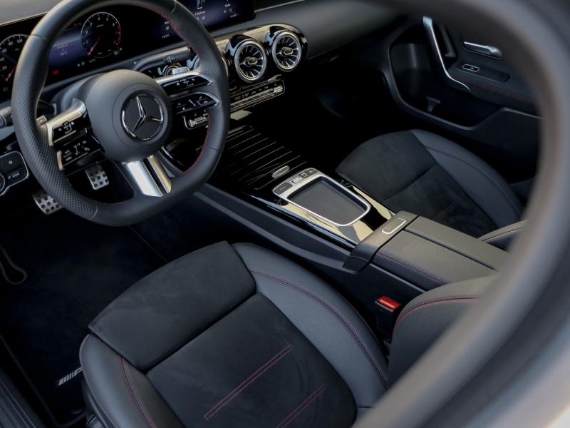 Image MERCEDES-BENZ Classe A 180 136ch AMG Line 7G-DCT