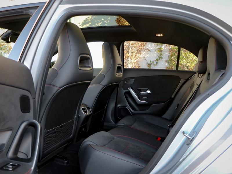 Image MERCEDES-BENZ Classe A 180 136ch AMG Line 7G-DCT