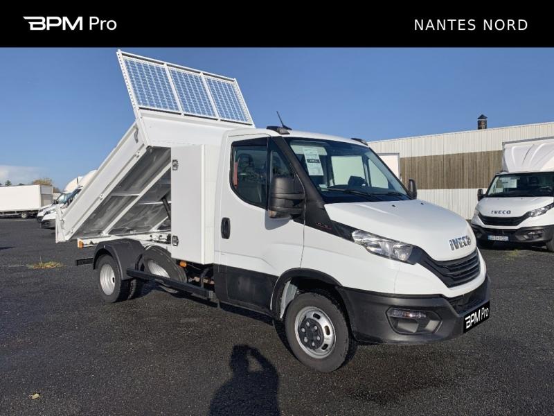 Photo IVECO Daily CCb 35-160H / BENNE & COFFRE / 2023 / 3.0L 160CH /