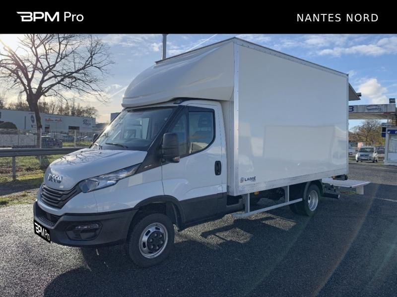 Image IVECO Daily CCb 35-160H / CAISSE & HAYON / 3.0L 160CH / 2023 /