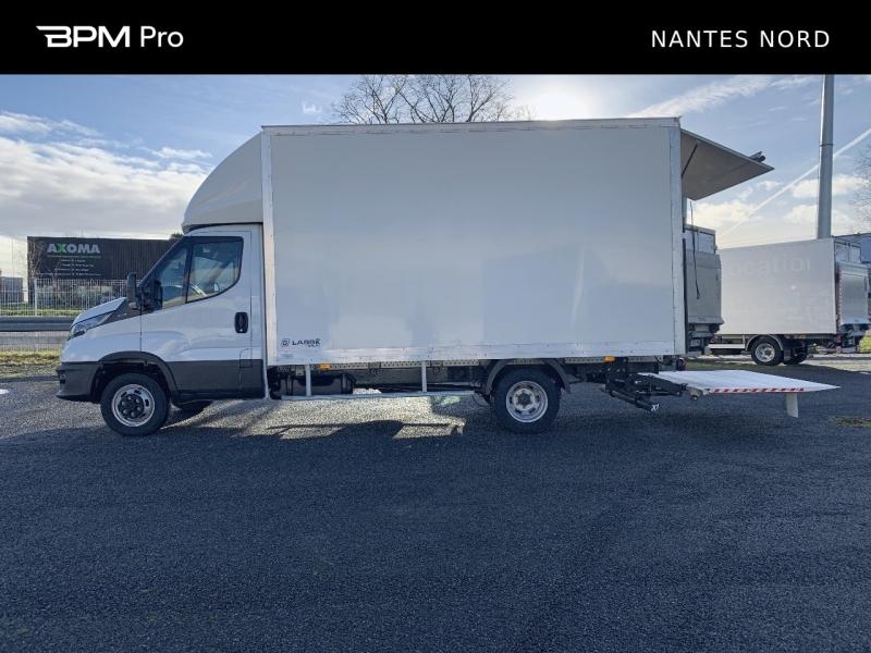 Image IVECO Daily CCb 35-160H / CAISSE & HAYON / 3.0L 160CH / 2023 /