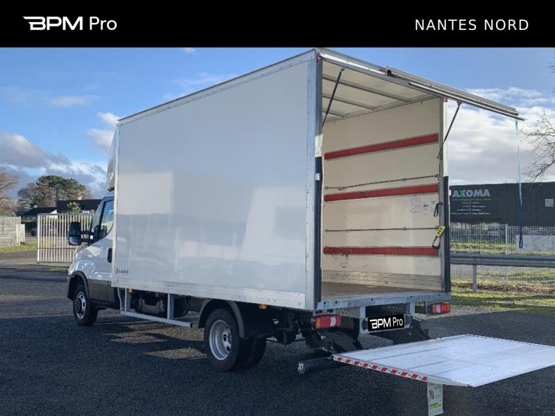 Image IVECO Daily CCb 35-160H / CAISSE & HAYON / 3.0L 160CH / 2023 /