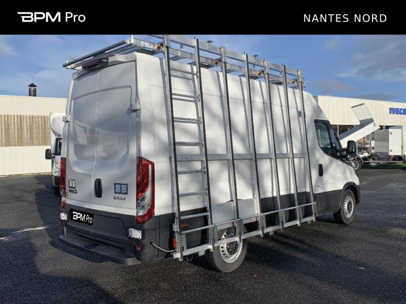 Image IVECO Daily 35S Fg 35-140H / 2.3L 140 / 35S14V12 / Hi-Matic / PORTE VERRE / GALERIE / BOITE AUTOMATIQUE /