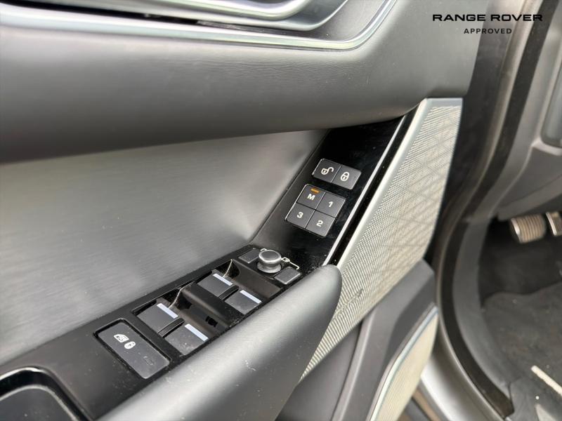 Image LAND-ROVER Range Rover Velar 2.0P 250ch R-Dynamic HSE AWD BVA