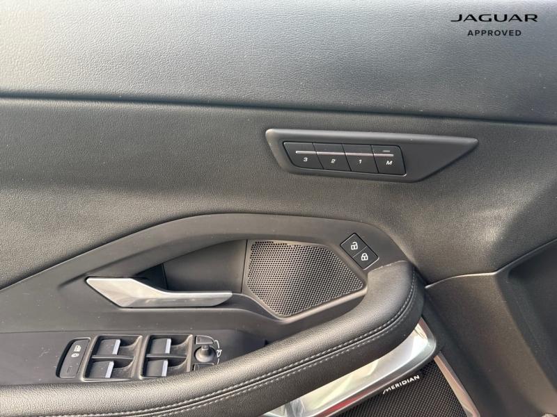 Image JAGUAR E-Pace P200 FlexFuel MHEV SE BVA AWD