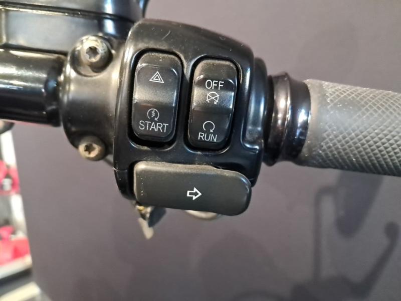 Image HARLEY-DAVIDSON Softail Fat Boy Softail Fat Boy 1690 Noir ABS 2012