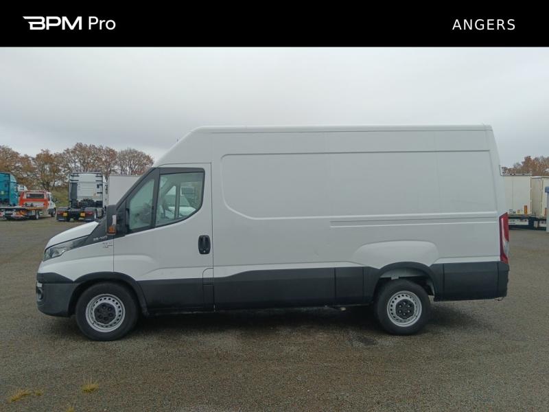 Image IVECO Daily 35S Fg 35-140H V12 / FOURGON 12m3 / 2017 / 2.3L 140CH / 35S14V12 /