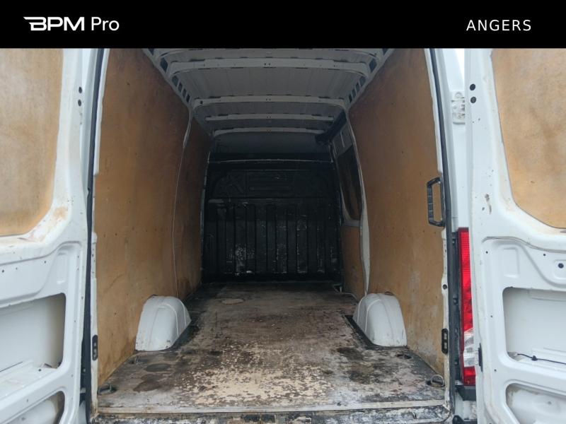 Image IVECO Daily 35S Fg 35-140H V12 / FOURGON 12m3 / 2017 / 2.3L 140CH / 35S14V12 /