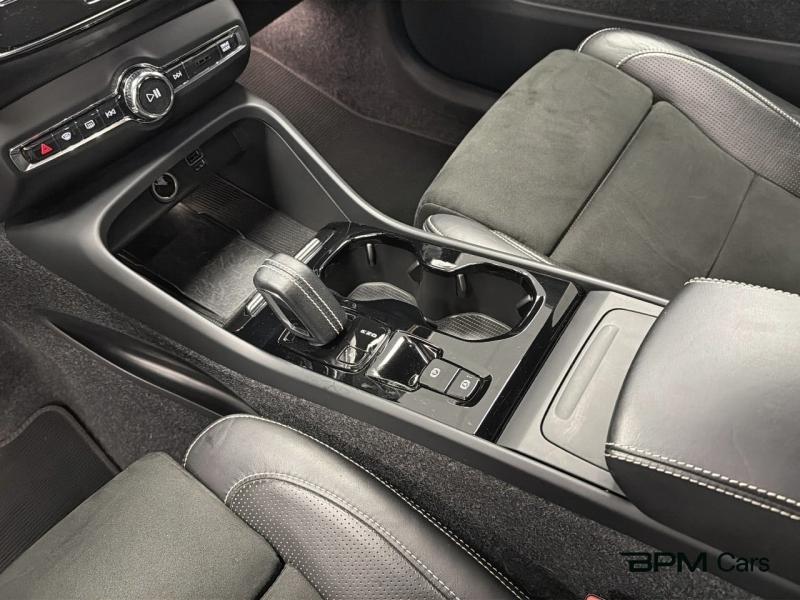 Image VOLVO XC40 T3 163ch R-Design Geartronic 8