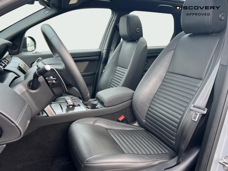 Image LAND-ROVER Discovery Sport P300e 309ch Dynamic SE