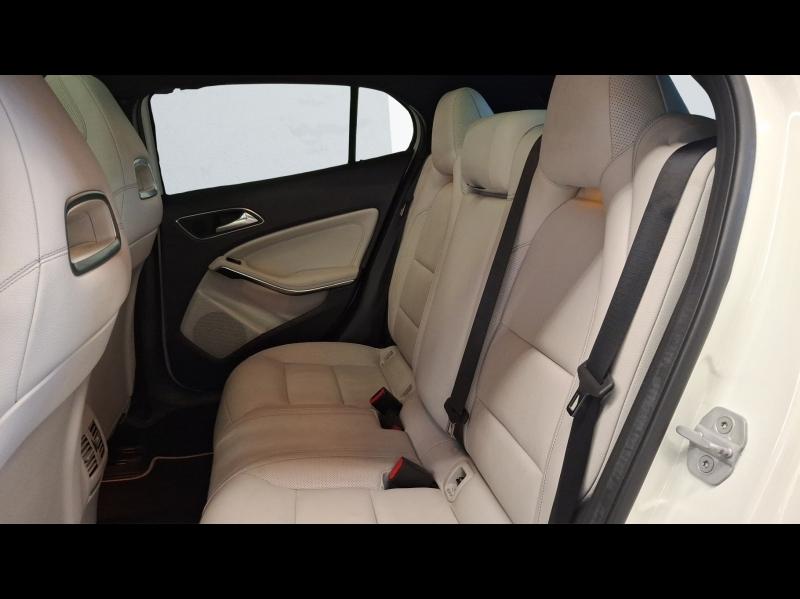 Image MERCEDES-BENZ GLA 220 CDI Fascination 7G-DCT