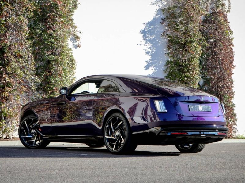 Image ROLLS-ROYCE BLACK BADGE SPECTRE Black Badge