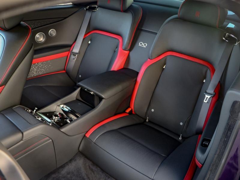 Image ROLLS-ROYCE BLACK BADGE SPECTRE Black Badge