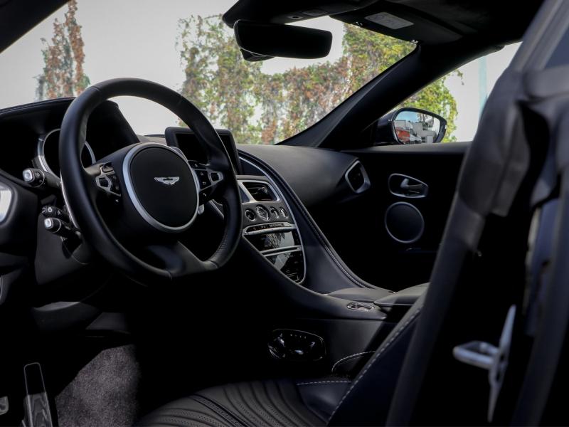 Image ASTON MARTIN DB11 VOLANTE 535ch