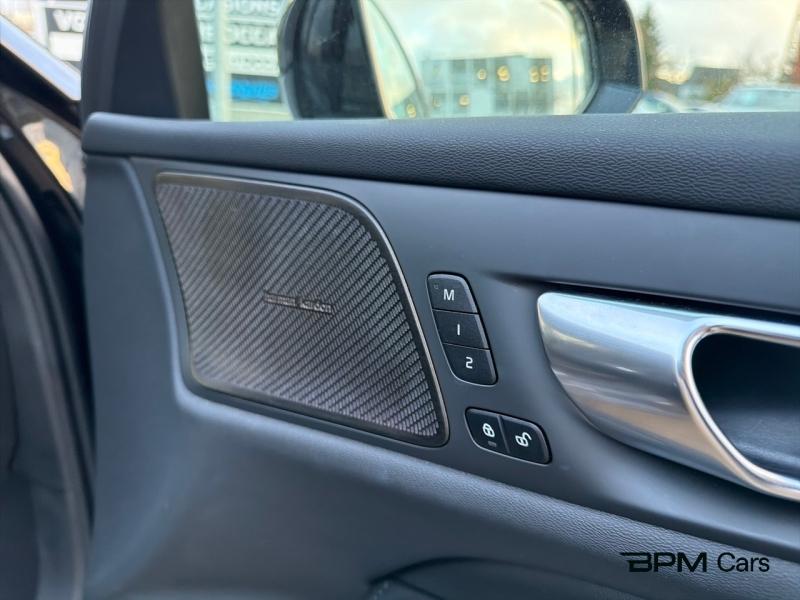 Image VOLVO V60 B4 197ch Ultra Style Dark DCT 7