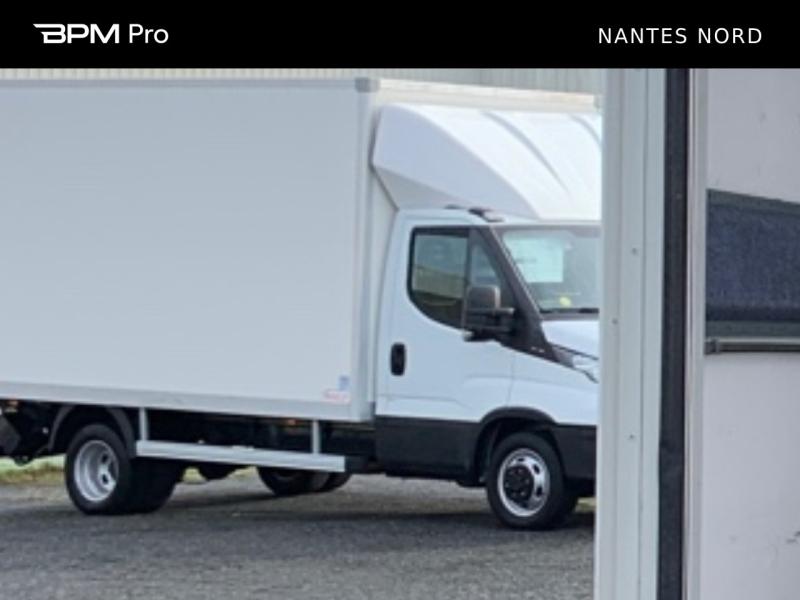 Image IVECO Daily CCb 35-160H / CAISSE & HAYON / 3L 160CH / 35C16 / 2024 /