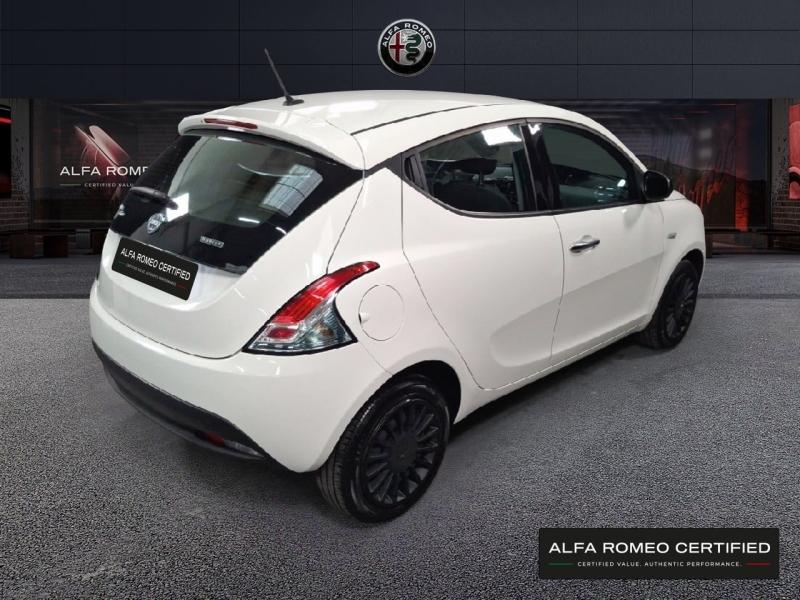 Image LANCIA Ypsilon 1.0 BSG 70CH 5P SILVER MICRO HYBRID