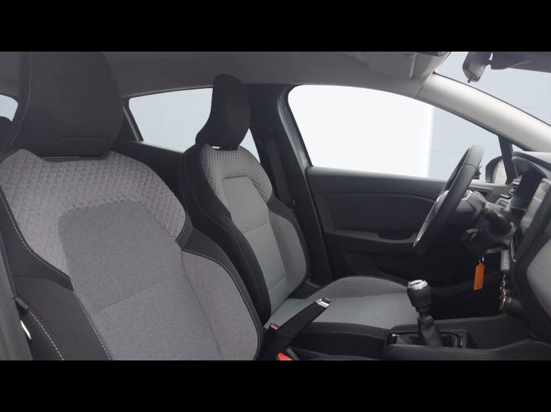 Image RENAULT Clio 1.5 dCi 100ch Evolution - 25