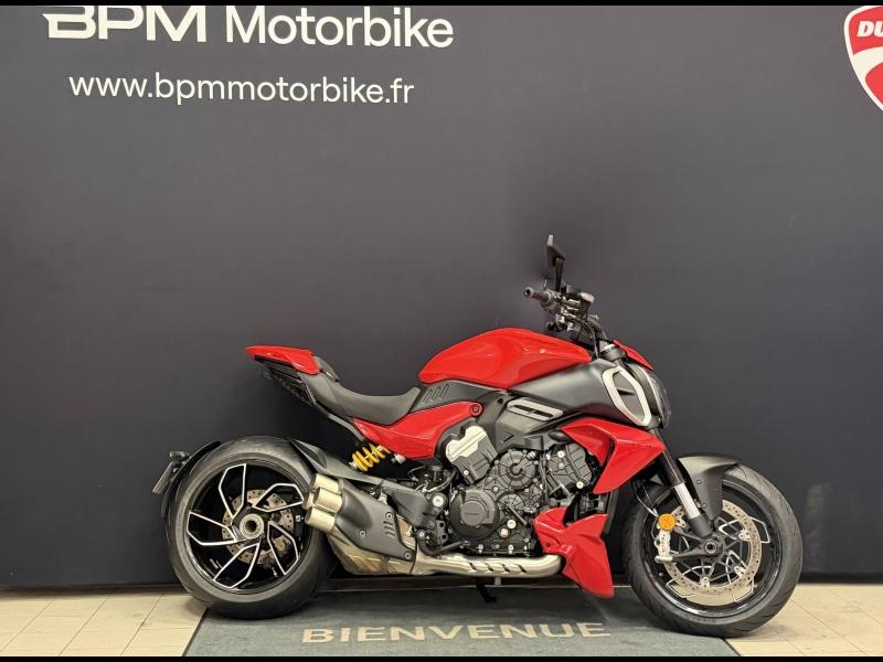 Photo DUCATI Diavel Diavel 1158 V4 à partir de 263?/mois