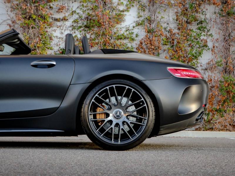 Image MERCEDES-BENZ AMG GT Roadster 4.0 V8 557ch GT C Edition 50