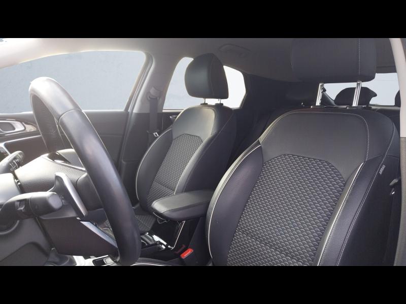 Image KIA XCeed 1.6 GDi 105ch + Plug-In 60.5ch Black & White Edition DCT6 MY22