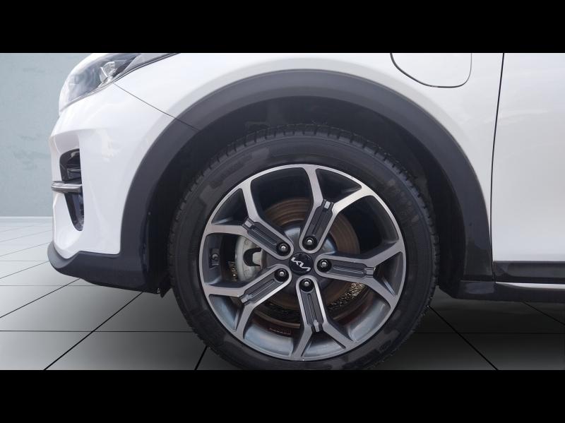 Image KIA XCeed 1.6 GDi 105ch + Plug-In 60.5ch Black & White Edition DCT6 MY22