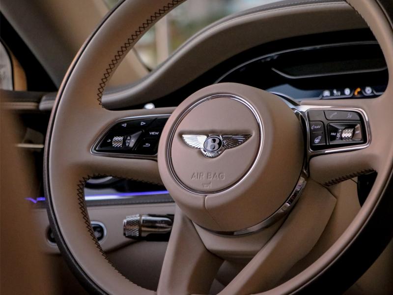 Image BENTLEY FLYING SPUR First Edition W12 6.0 635ch