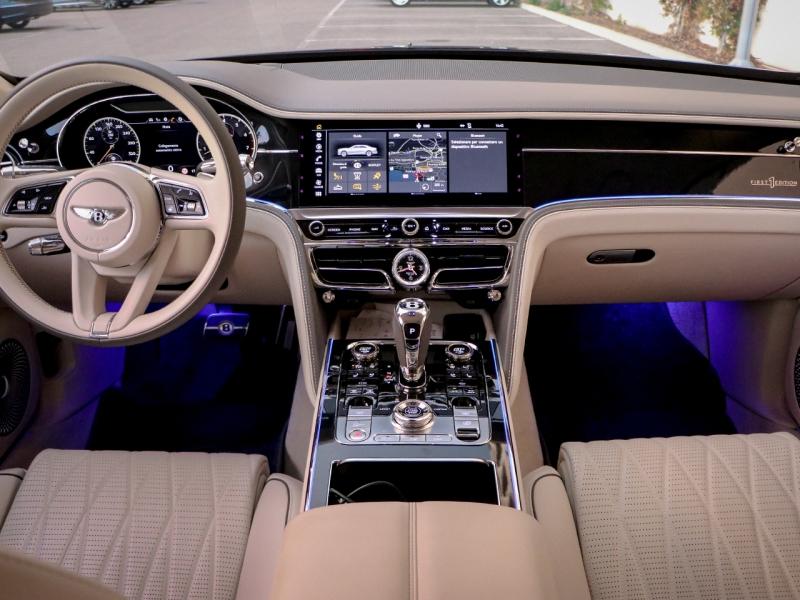 Image BENTLEY FLYING SPUR First Edition W12 6.0 635ch