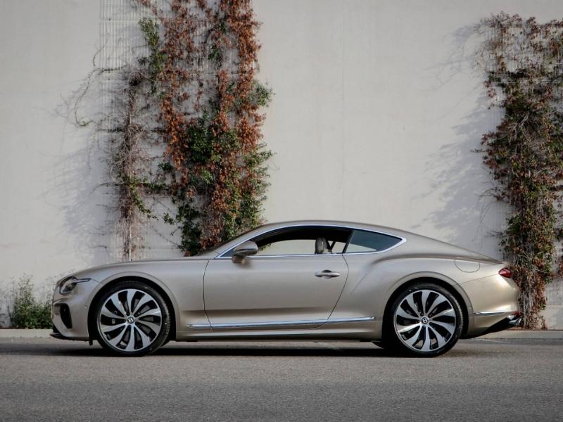 Image BENTLEY CONTINENTAL GT V8 Hybrid 4.0 680ch