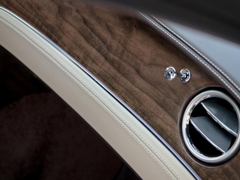 Image BENTLEY CONTINENTAL GT V8 Hybrid 4.0 680ch