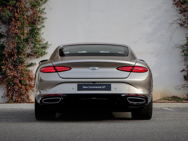 Image BENTLEY CONTINENTAL GT V8 Hybrid 4.0 680ch