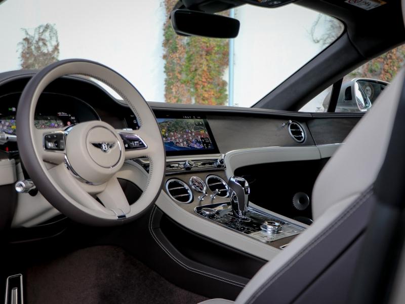 Image BENTLEY CONTINENTAL GT V8 Hybrid 4.0 680ch