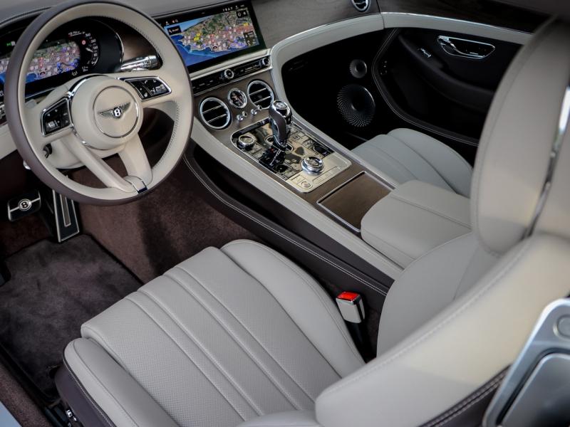 Image BENTLEY CONTINENTAL GT V8 Hybrid 4.0 680ch