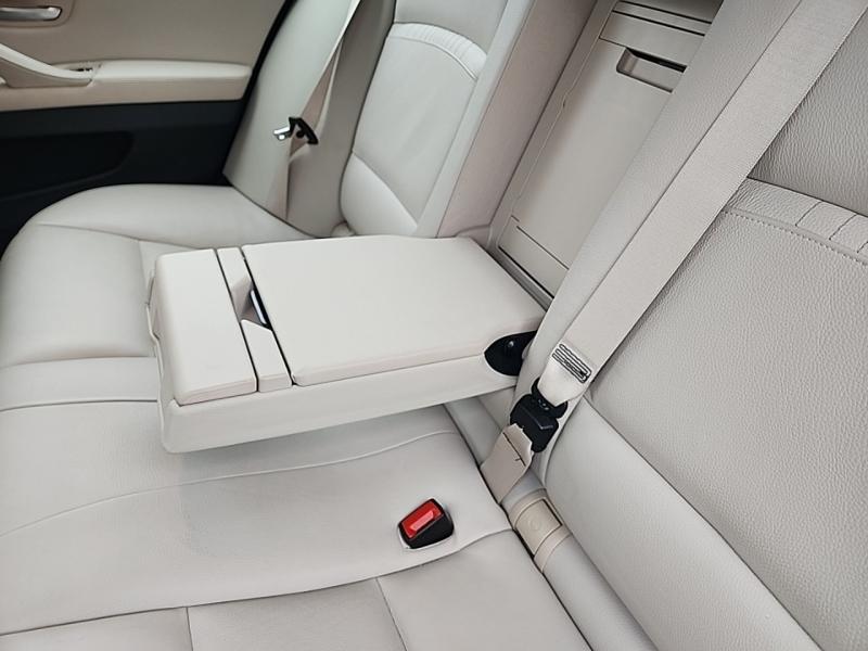 Image BMW Série 5 520dA 190ch Luxury Steptronic