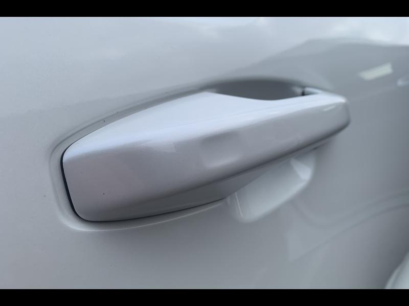 Image VOLVO XC40 T4 Recharge 129 + 82ch R-Design DCT 7