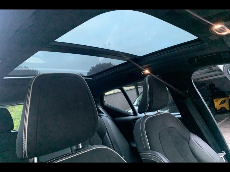 Image VOLVO XC40 T4 Recharge 129 + 82ch R-Design DCT 7