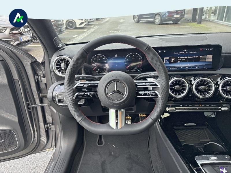 Image MERCEDES-BENZ Classe A 180 136ch Star Edition 7G-DCT