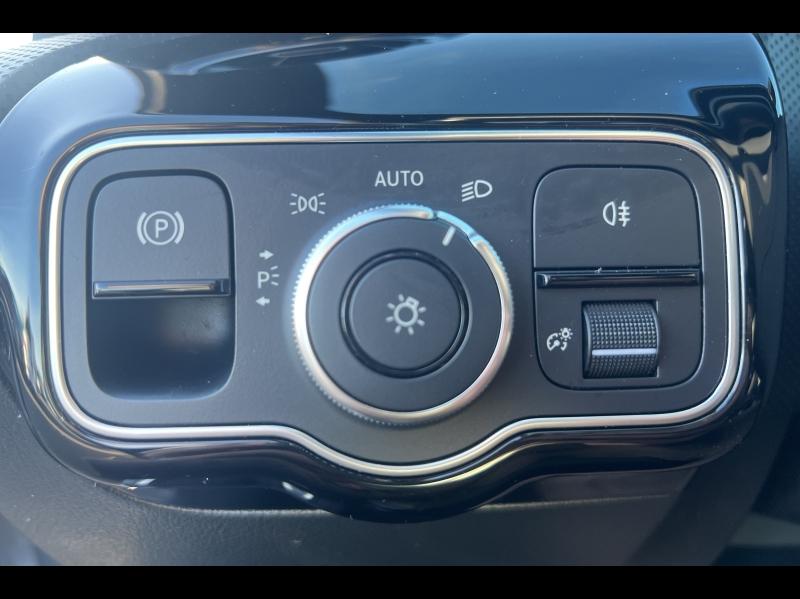 Image MERCEDES-BENZ Classe A 200 163ch AMG Line 7G-DCT 9cv