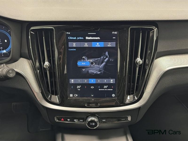 Image VOLVO V60 B4 197ch Plus Style Dark DCT 7